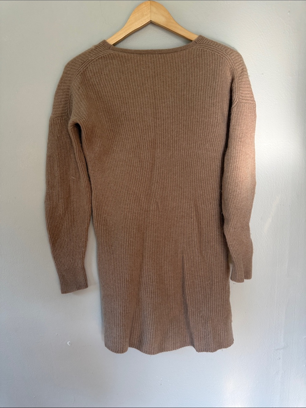 Madewell Ribbed V-Neck Sweater wool blend Camel Brown XXS - Picture 4 of 5